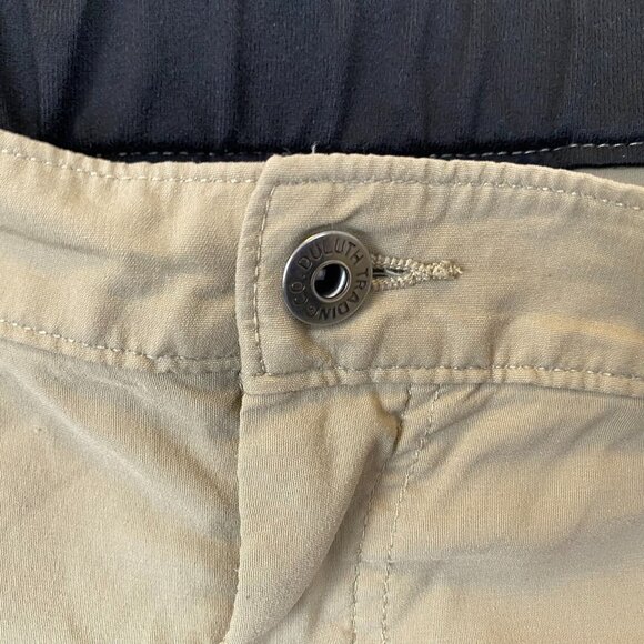 Duluth Trading Co Mens Cargo Pants XL Khaki Flat Front Straight Outdoors Hiking - Picture 8 of 10